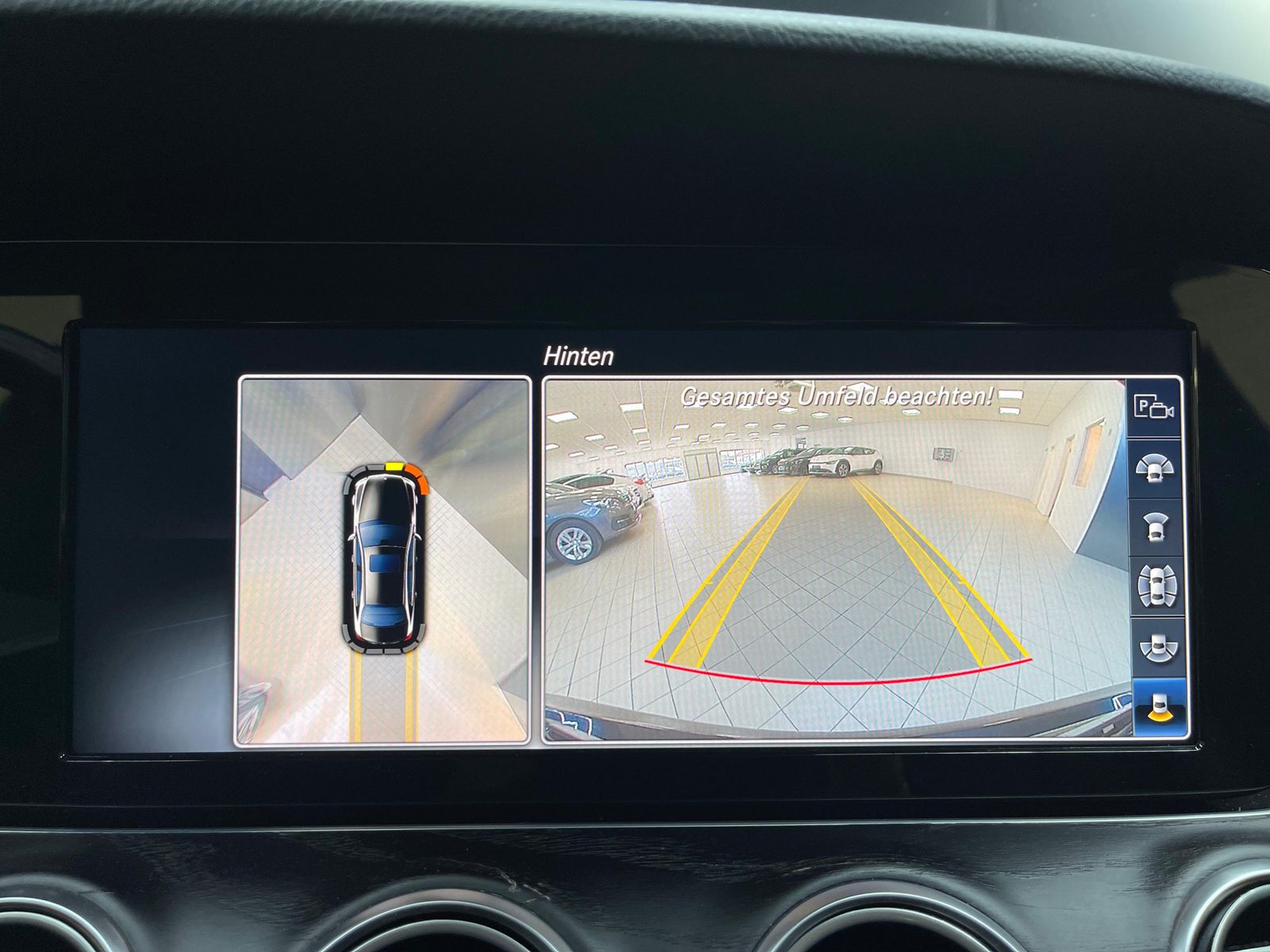 Fahrzeugabbildung Mercedes-Benz E 400 4M Exclusiv MULTIB+STDHZ+MEMO+360°+ACC+AMG