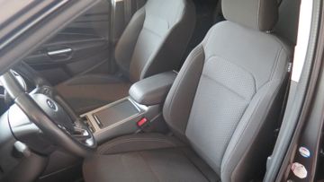 Ford Kuga - 10