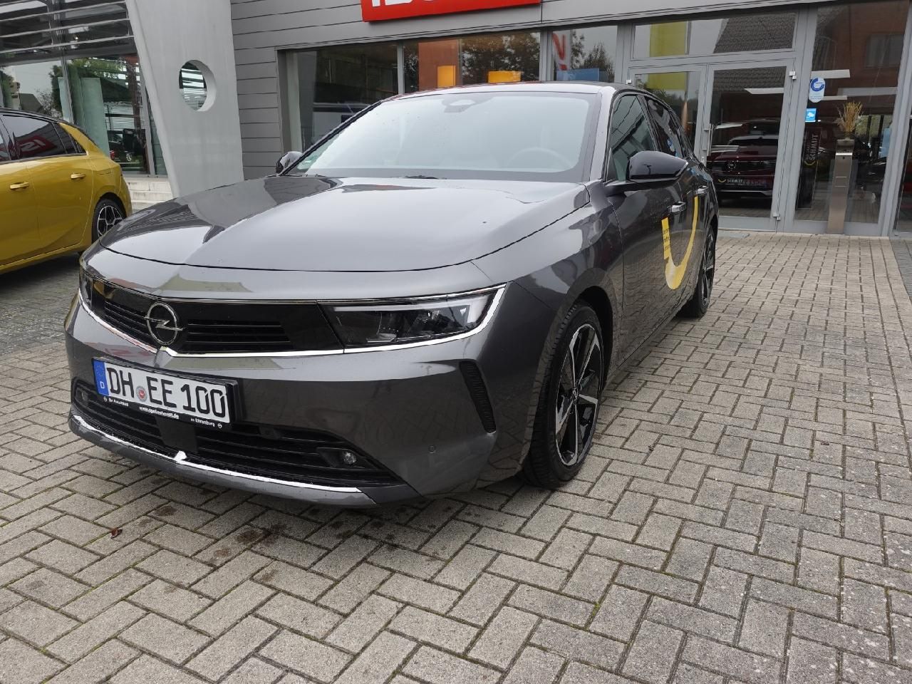 Fahrzeugabbildung Opel Astra L Lim. 1,2 Elegance