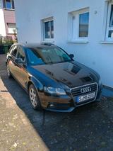 Audi AUDI A4 Avant B8 Attraction 2,0 TDI 143 PS... - Audi A4: Kombi, 143