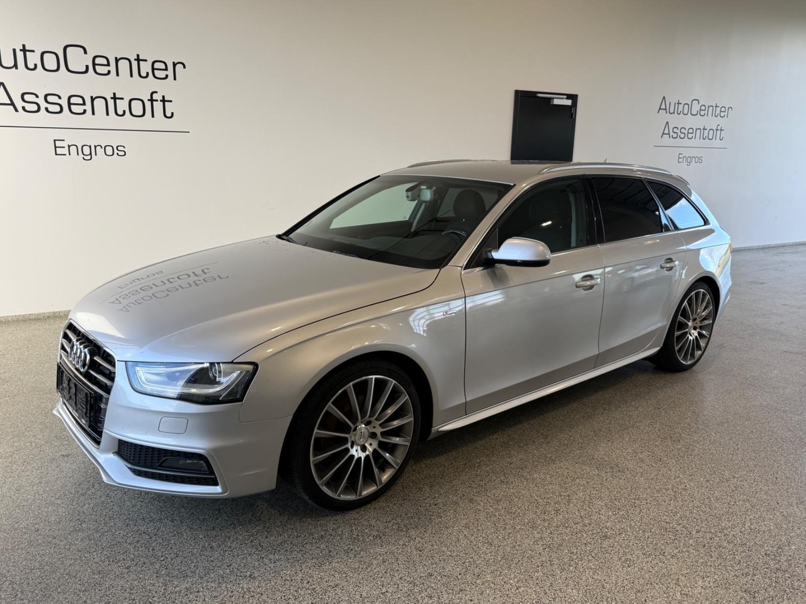 Audi A4 2013 — салон