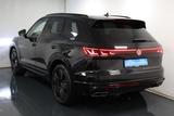 Volkswagen Touareg 3.0 TDI tiptronic R-Line IQ.Light|Matrix - VW Touareg Gebrauchtwagen in Bremen