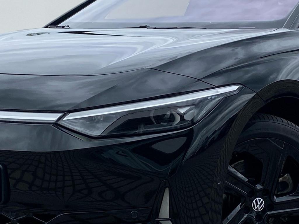 Volkswagen ID.7 Tourer GTX 4Motion 86 kwh MATRIX-LED 360°