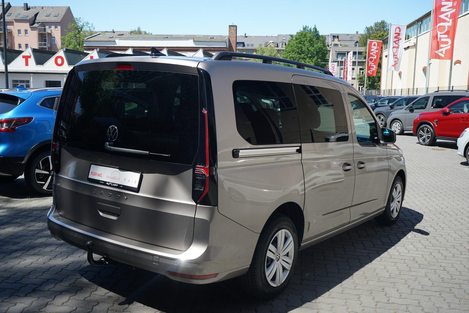 Volkswagen Caddy Maxi 1.5 TSI DSG Kamera 7-Sitzer AHK