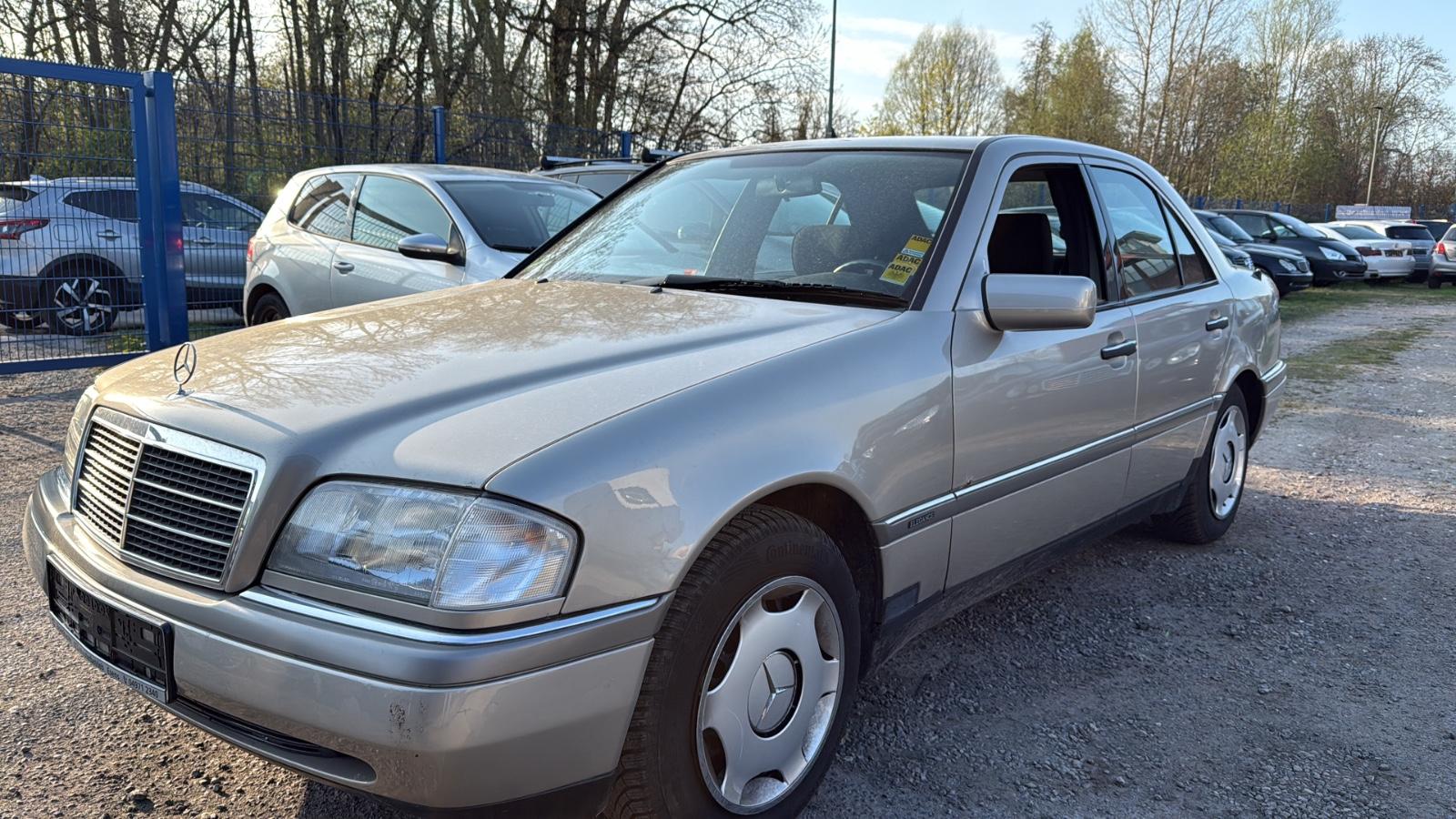 Mercedes-Benz C 220 Automatik Elegance 127.900