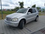 Mercedes-Benz ML 350 - - gebrauchte Mercedes-Benz ML 350 aus dem Jahr 2003