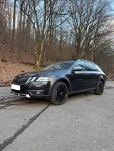 Skoda Octavia 2.0 TSI DSG 4x4 Scout Combi Scout 