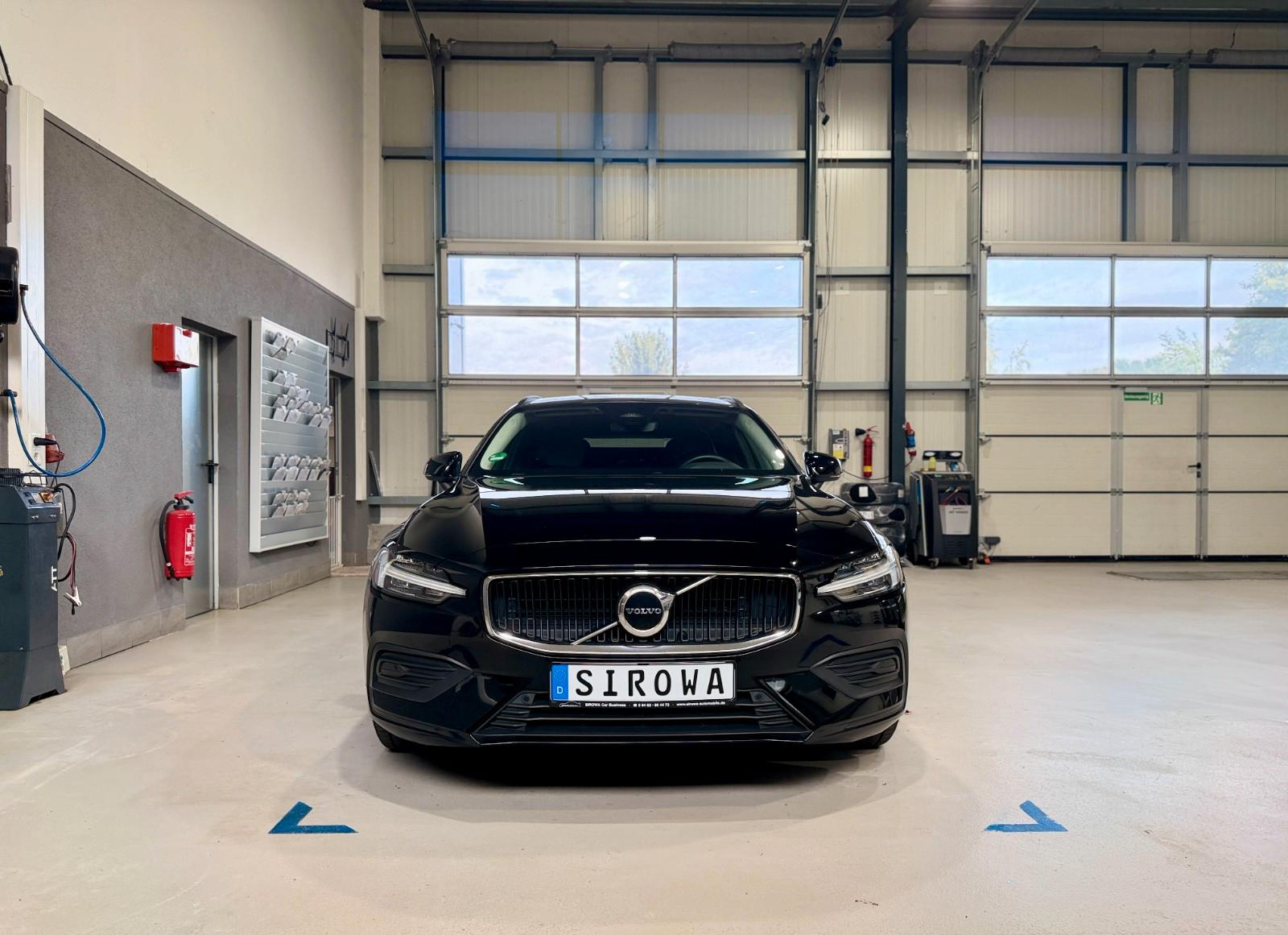 Volvo V60 2.0 B4 Mild-Hybrid Core