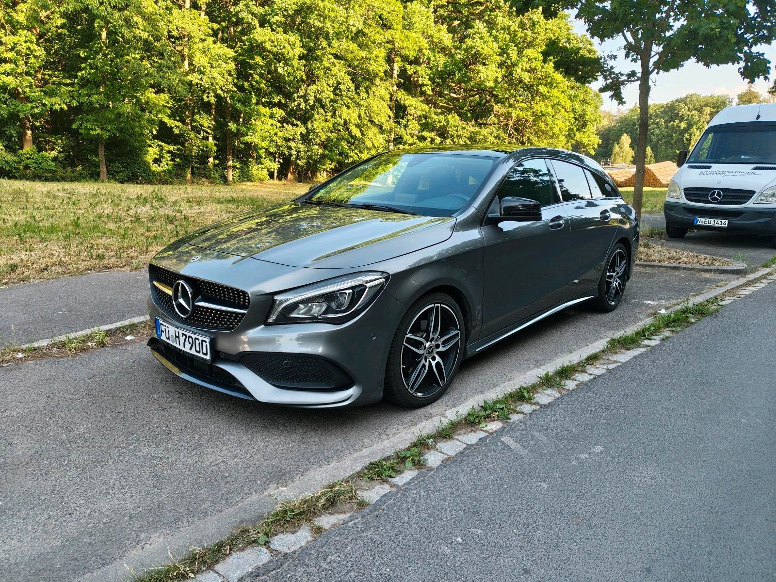 MERCEDES-BENZ Mercedes CLA 200 AMG Line Shooting Breake