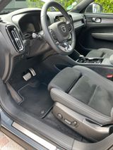 Volvo XC40 Twin Pro Recharge, Pano, A-Kupplung - Volvo XC40: Recharge Pro