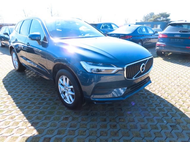 Volvo XC60 D4 Momentum Pro Vollleder