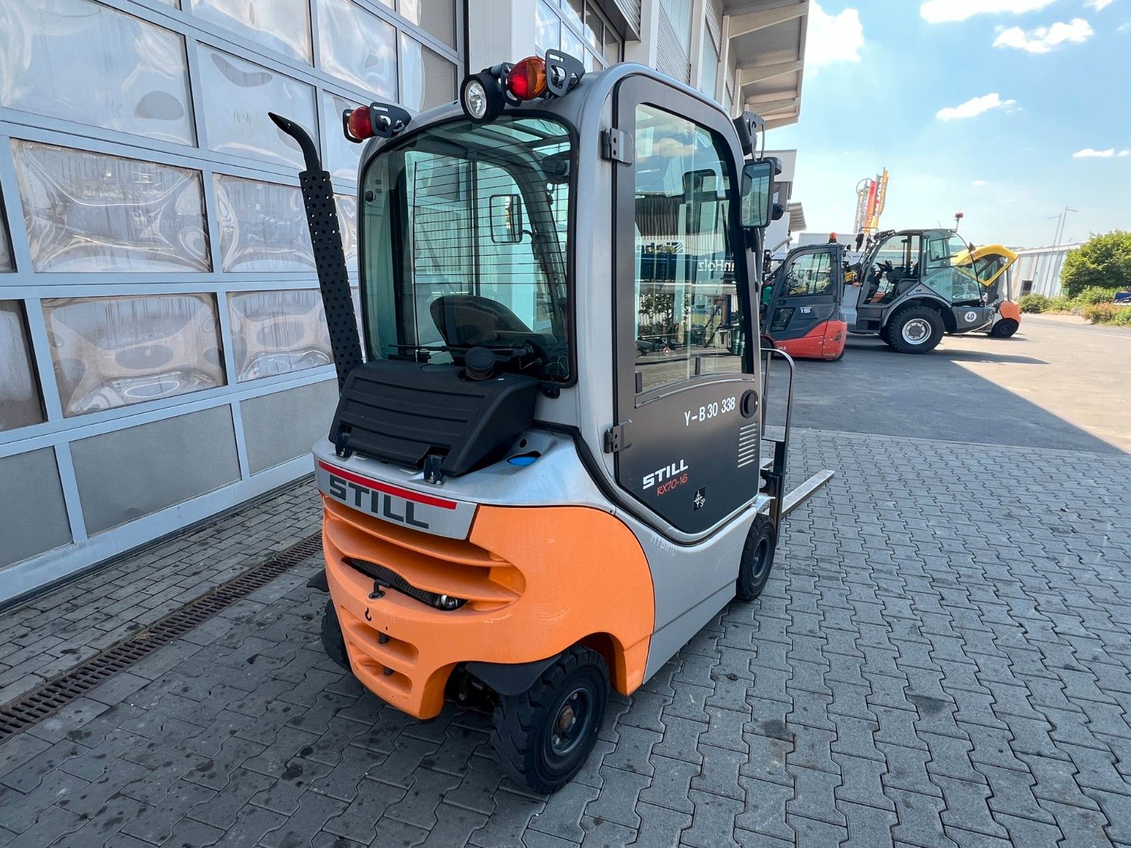 Fahrzeugabbildung Still RX70-16 / Triplex: 4.60m / 627h! / SS