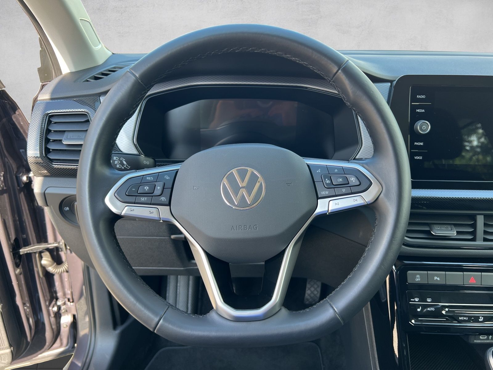 T-Cross Life 1.0 TSI*LED*AHK*ACC*Navi