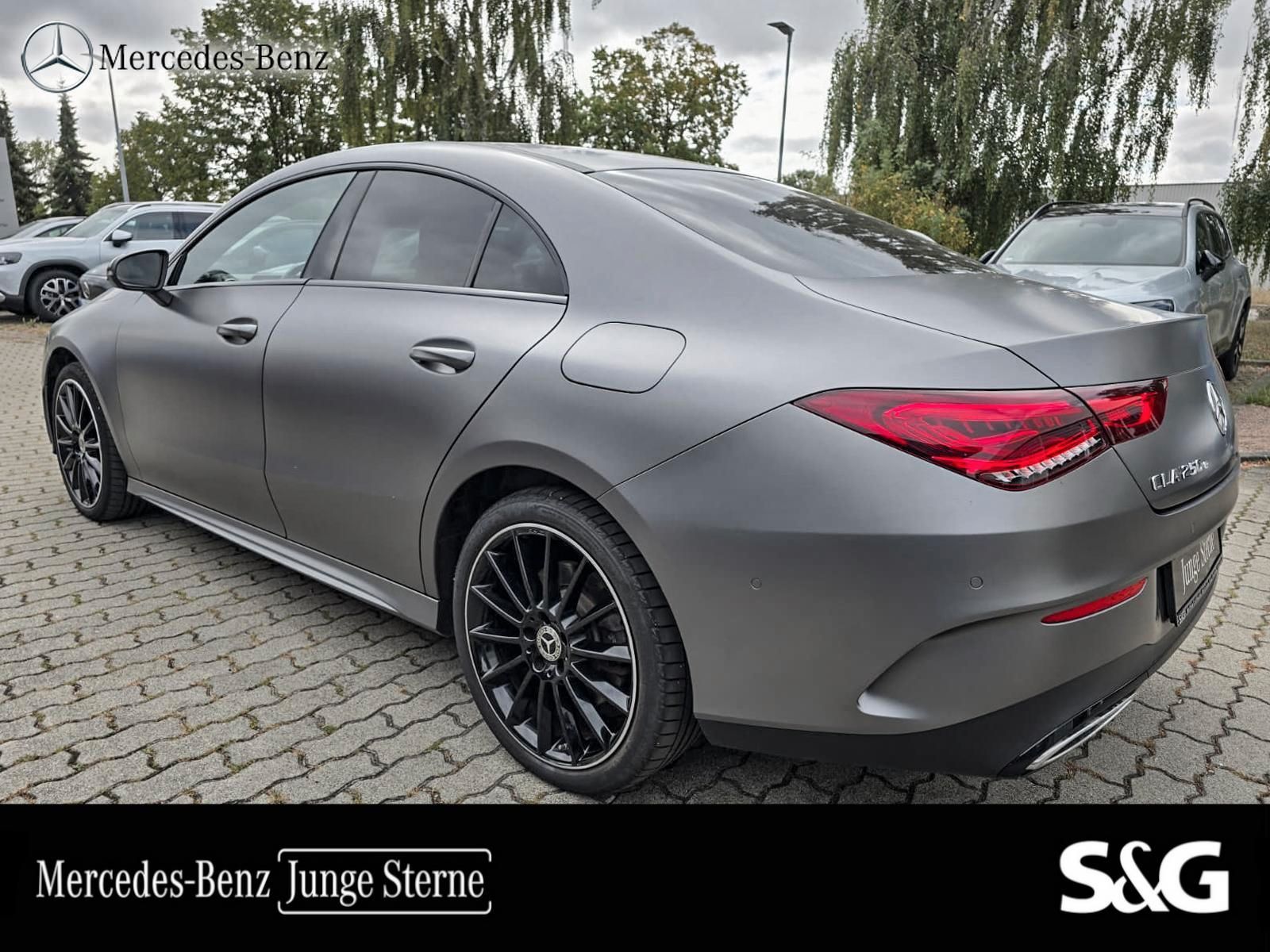 Mercedes-Benz CLA 250 e Coupé AMG Night 19 Sitzh. RüKam foto 5