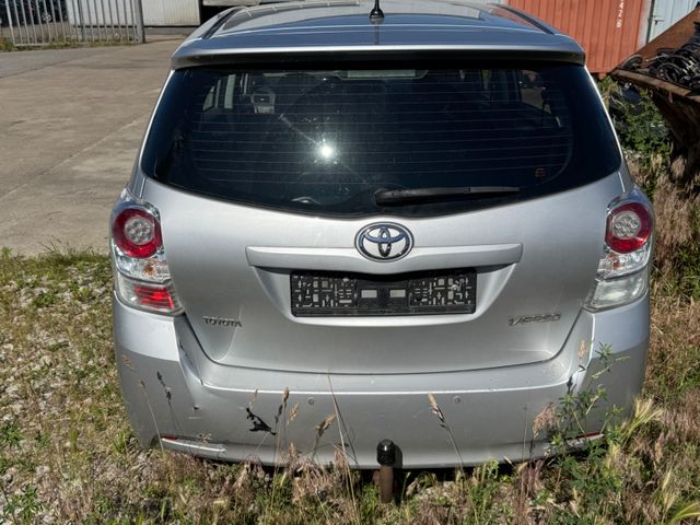 Toyota Verso  Life