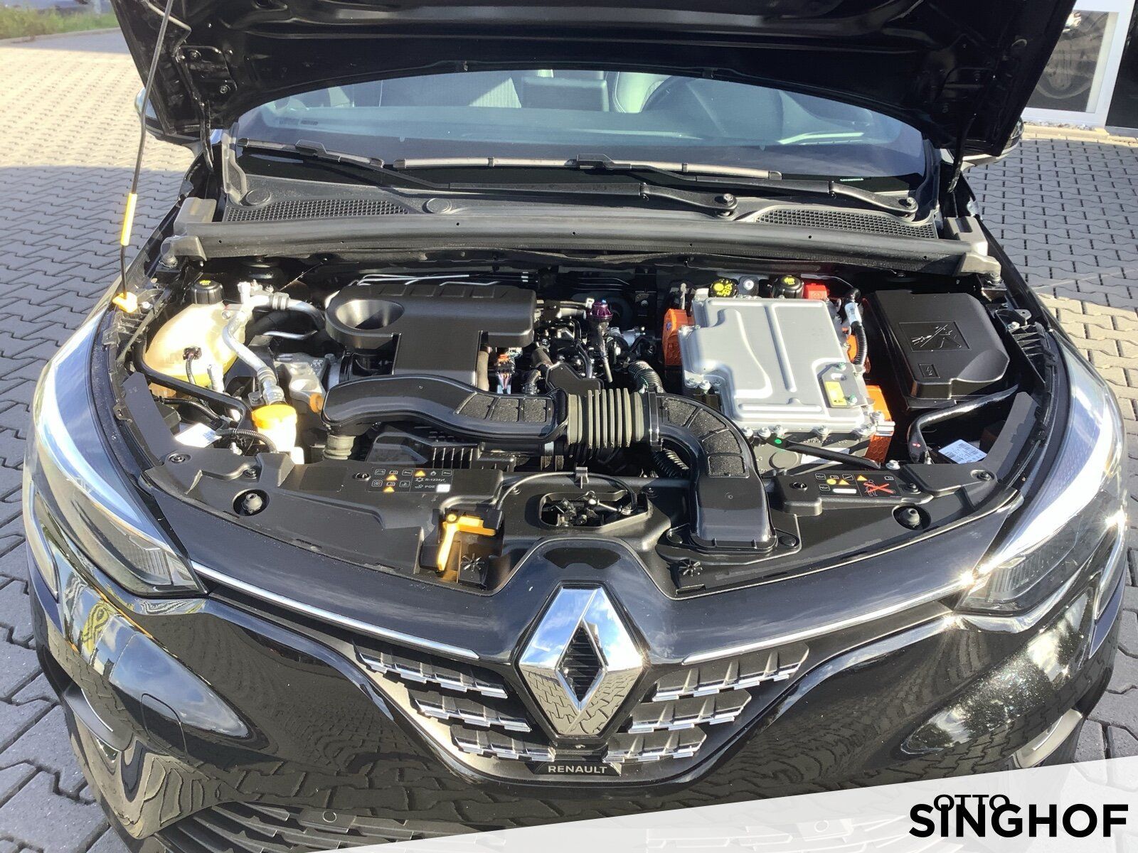 Fahrzeugabbildung Renault Clio V 1.6 E-TECH Hybrid 140 Intens (Euro 6d)