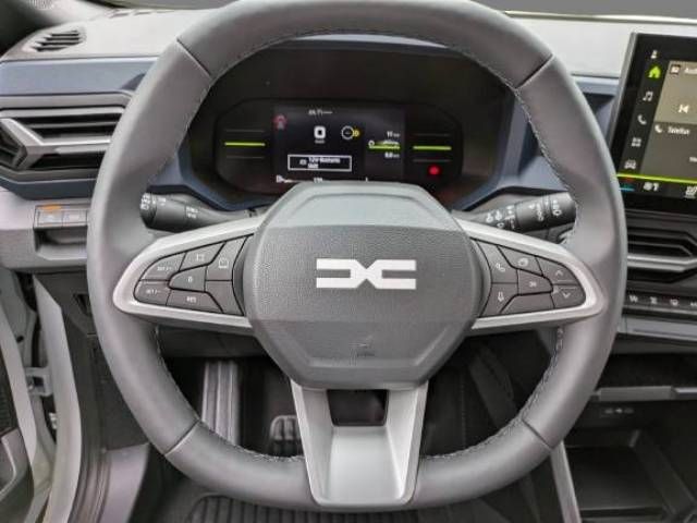 Fahrzeugabbildung Dacia Neuer Dacia Duster Expression TCe 130