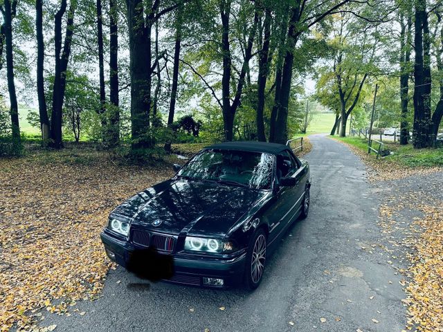 BMW E36 318i  Cabrio