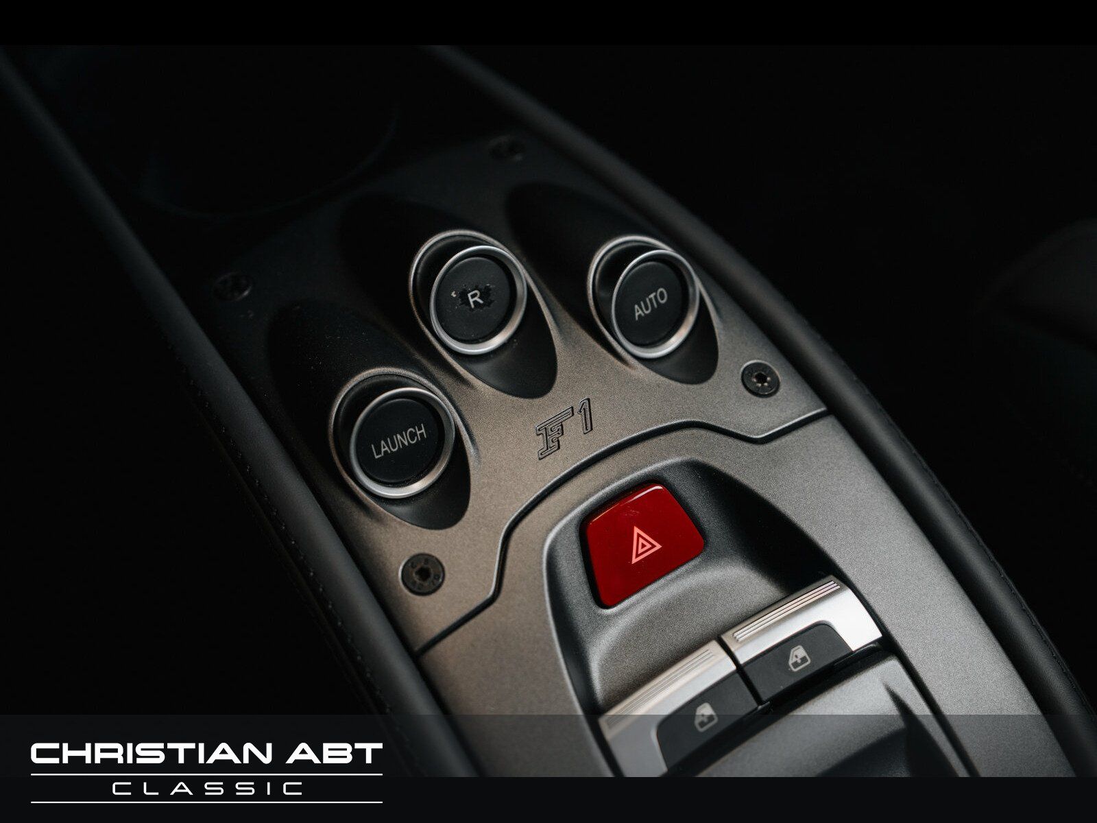 Fahrzeugabbildung Ferrari 458 Spider Lift Daytona Carbon Power15