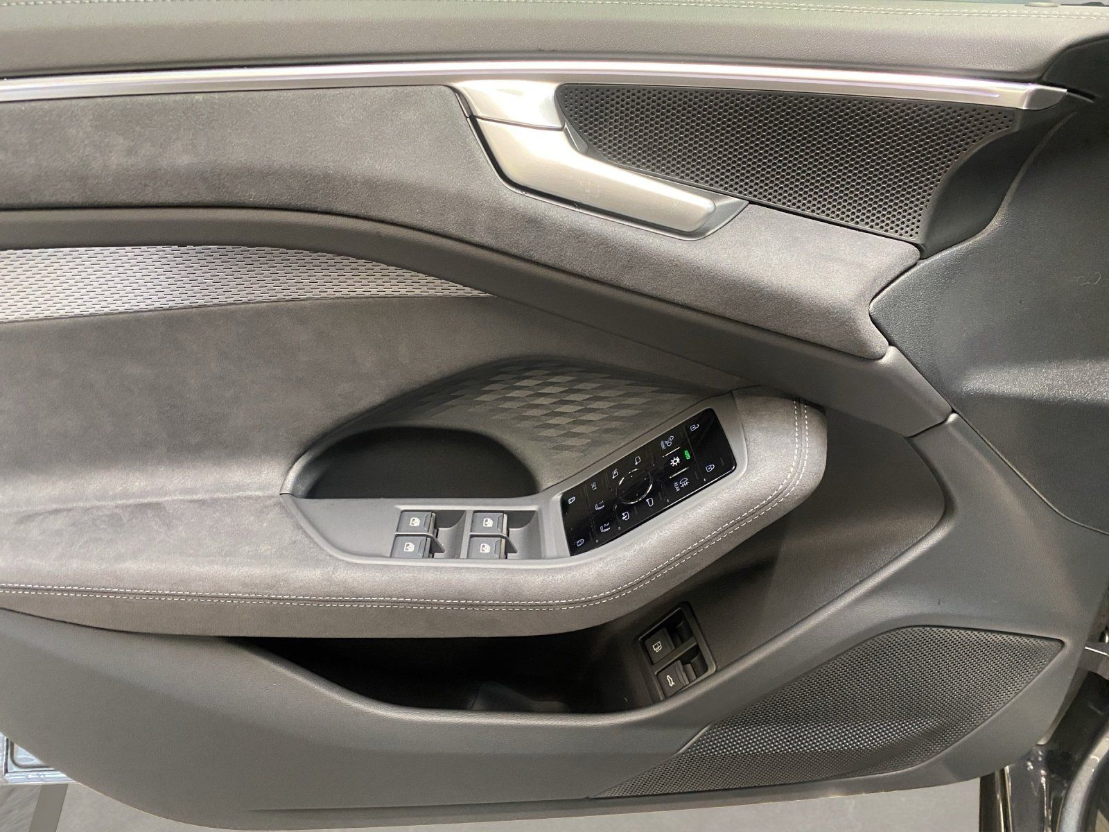 Audi A6 - Bild 9