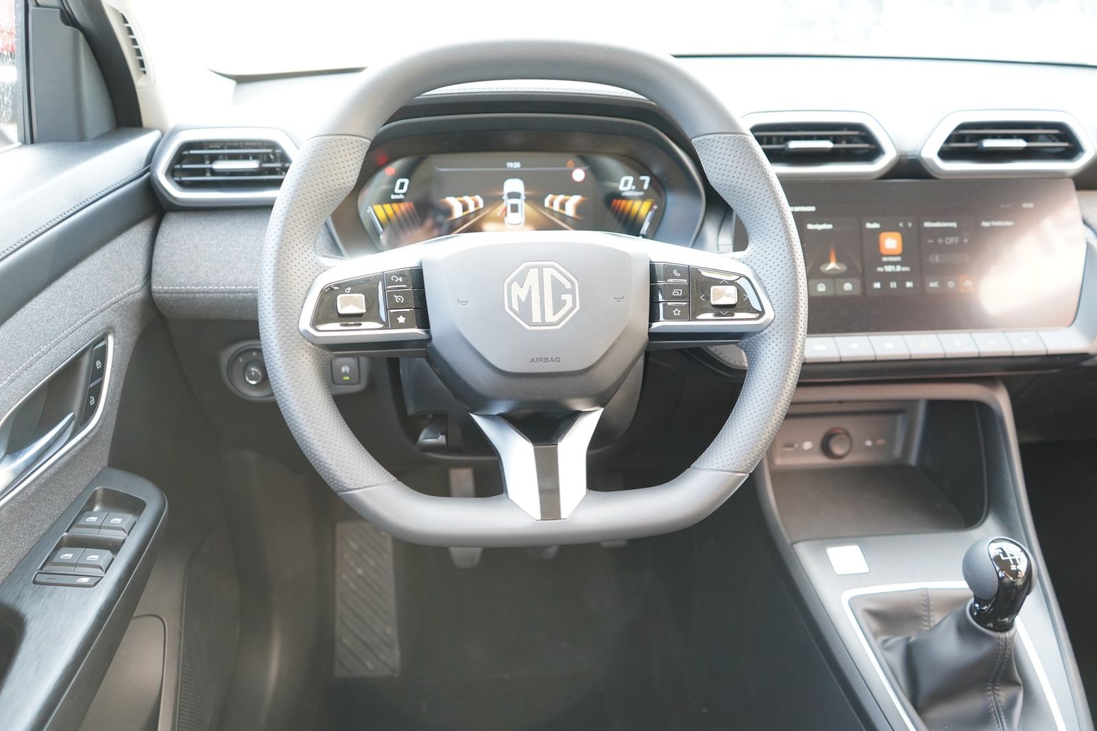 MG ZS