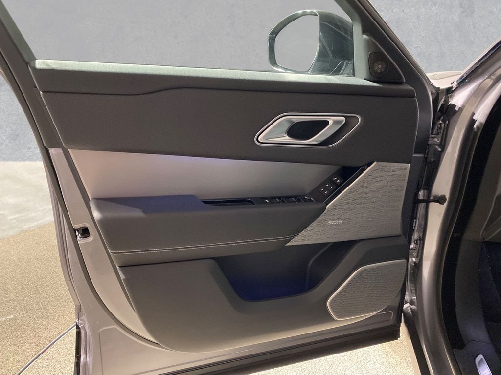 Land Rover Range Rover Velar D300 R-Dynamic SE BLACK-PACK 2
