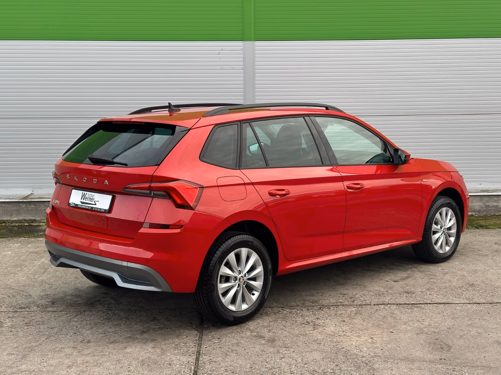 Skoda 110PS Ambition Climatronic Tempomat PDC/H LM16"