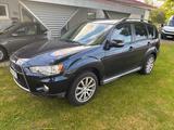 Mitsubishi Outlander 2.2 DI-D+ MIVEC Intense 4WD Intense - Mitsubishi Outlander: Intense