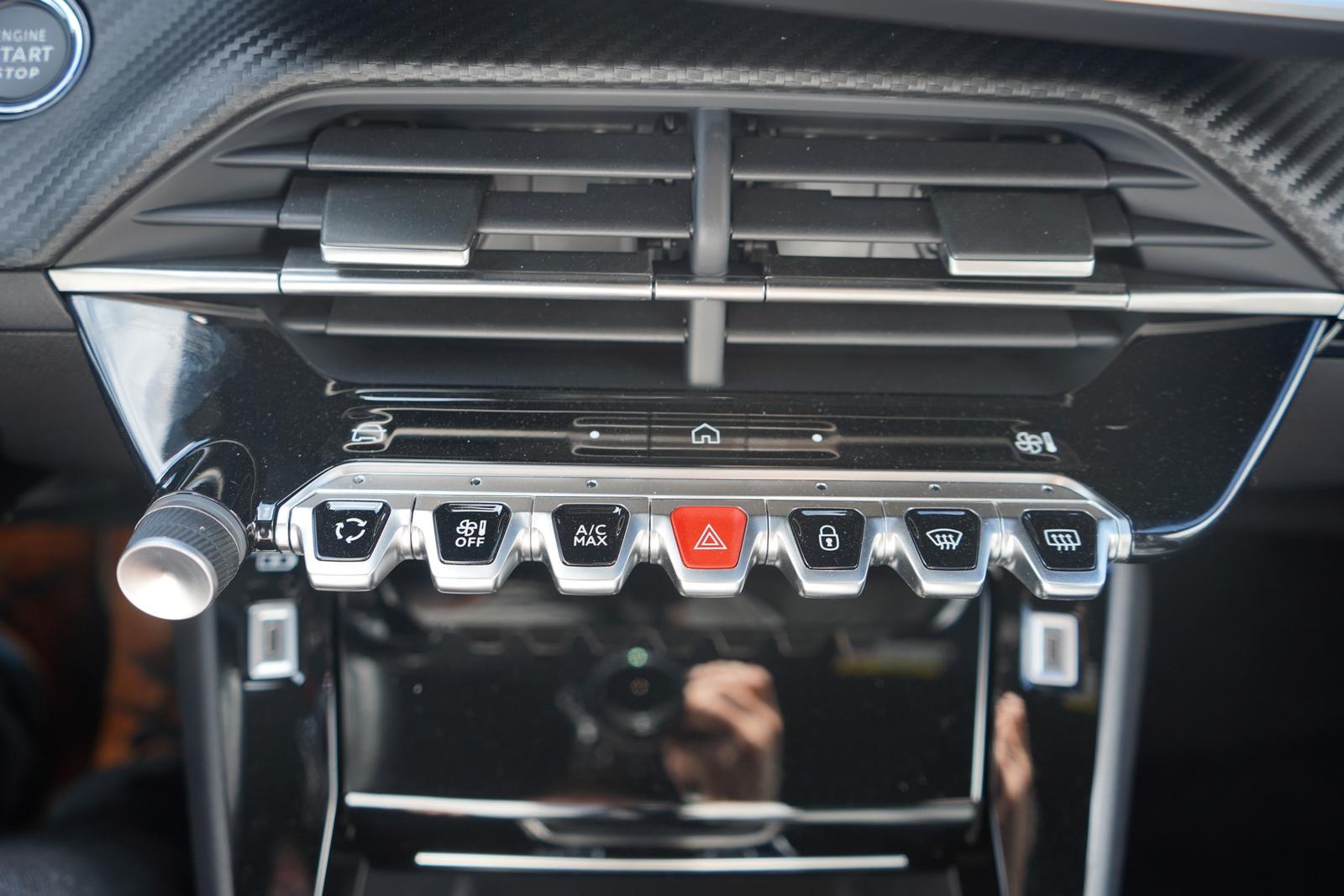 Peugeot 2008 1.2 PureTech LED Navi Tempomat