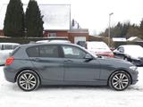 BMW 118i AUTOMATIK GANZJAHRESREIFEN NAVI 17"ALU - BMW 118: Schiebedach