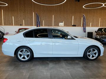 BMW 320 d Lim. *Schiebedach*Navi*Klima*Vollleder*DAB