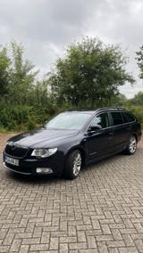 Skoda Superb Kombi 2.0 TDI 170PS BJ2011 - Skoda Superb: TDI 170