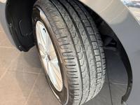 Volkswagen Touran 1.5 TSI DSG Comfort Navi DSG LED 7-Sitzer