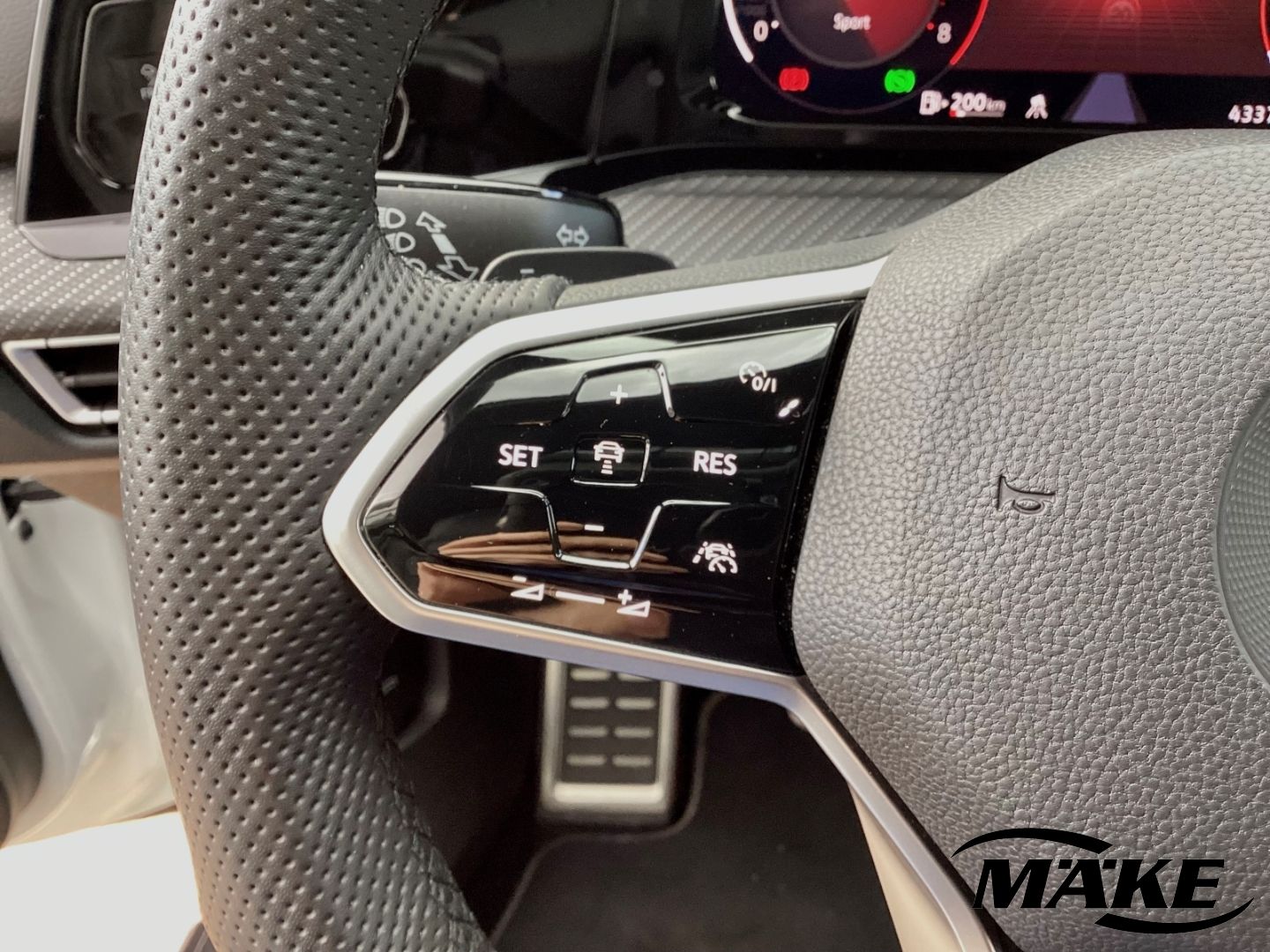 Golf Black Style 1.5 eTSI DSG AHK IQ.L HUD PD RF