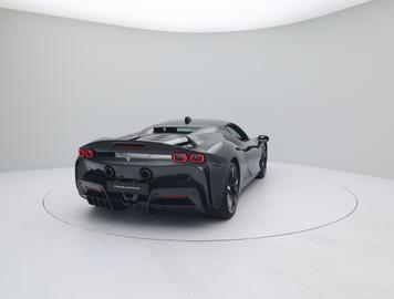 2021 Ferrari SF90 照片 7