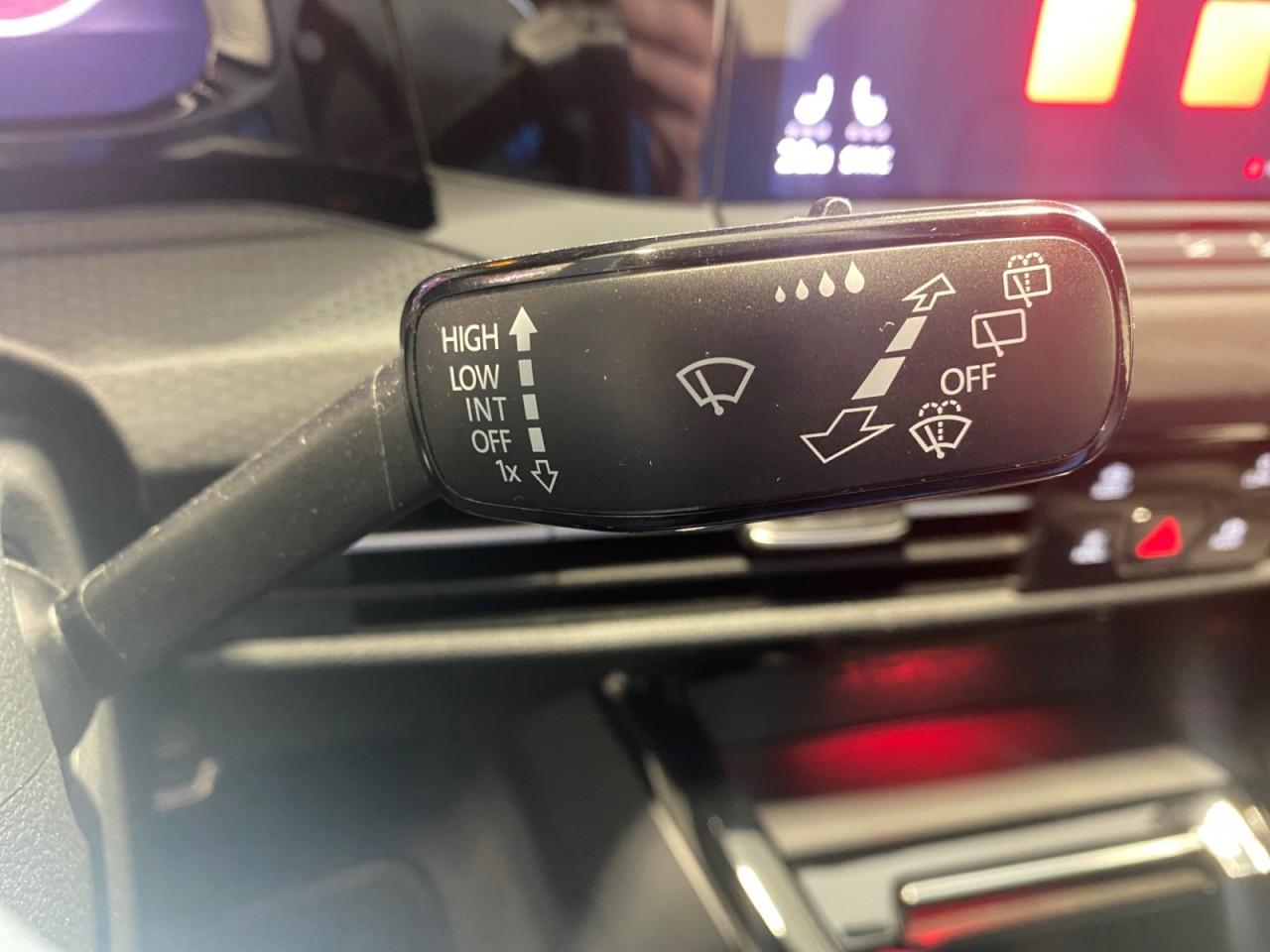 Volkswagen Golf VIII 2.0 TSI GTI Navi SHZ LED CarPlay ACC, миниатюра 25