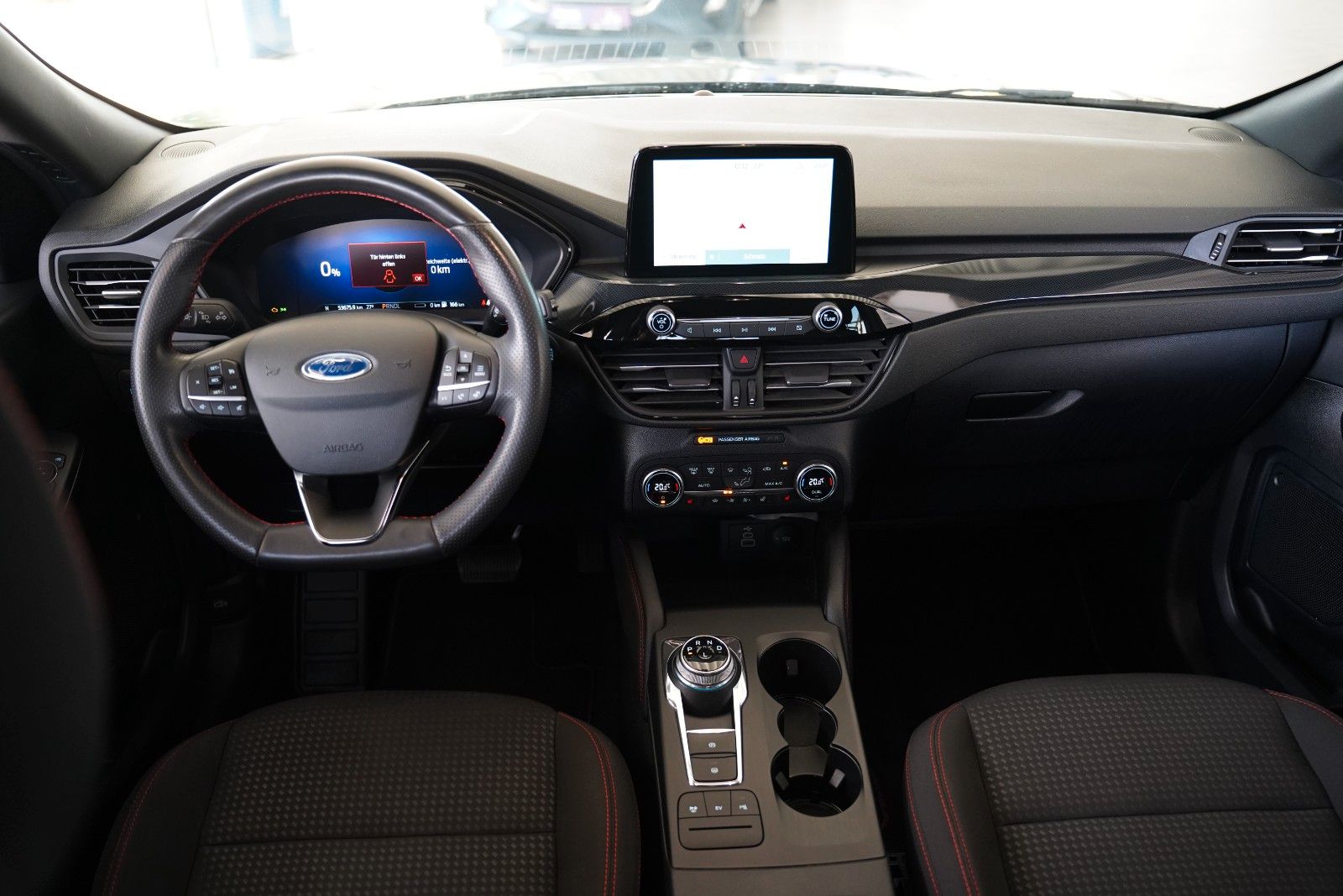 Fahrzeugabbildung Ford Kuga PHEV ST-Line*AHK schwenkb.*Winter-P.*19Zoll