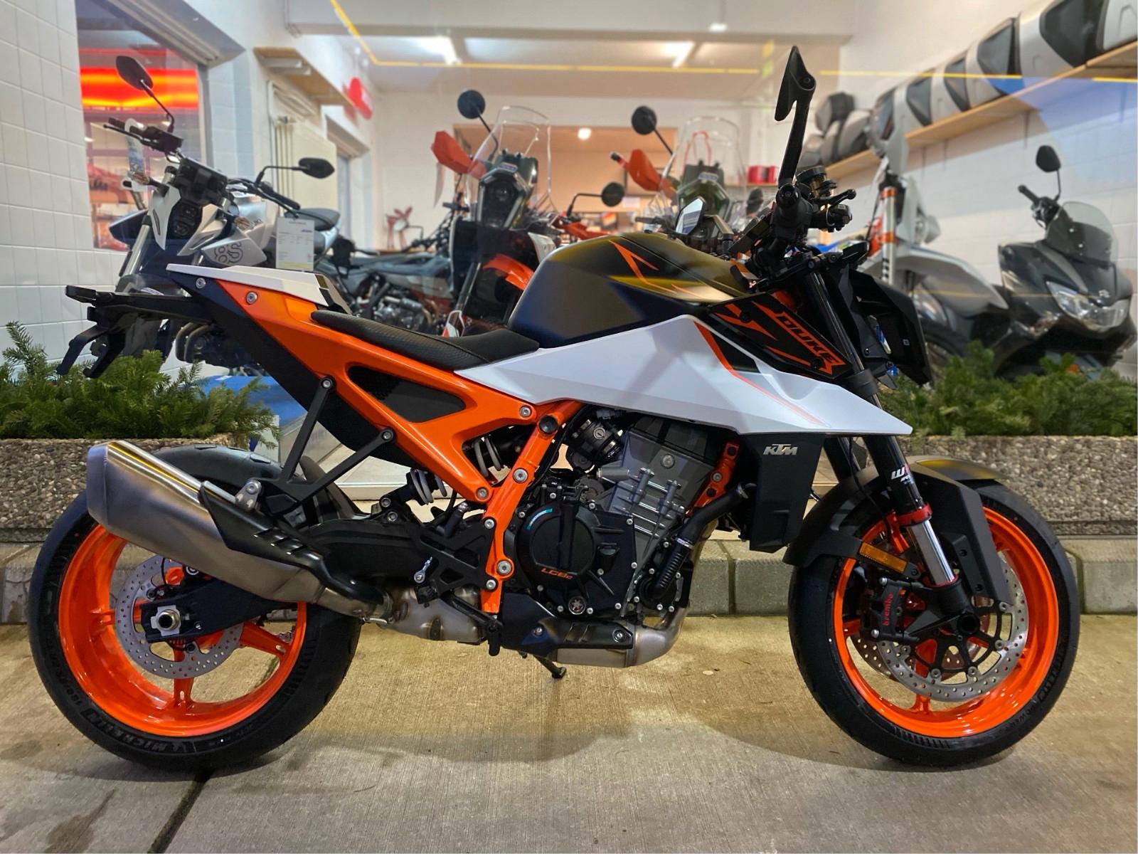 KTM 990 Duke R 2026