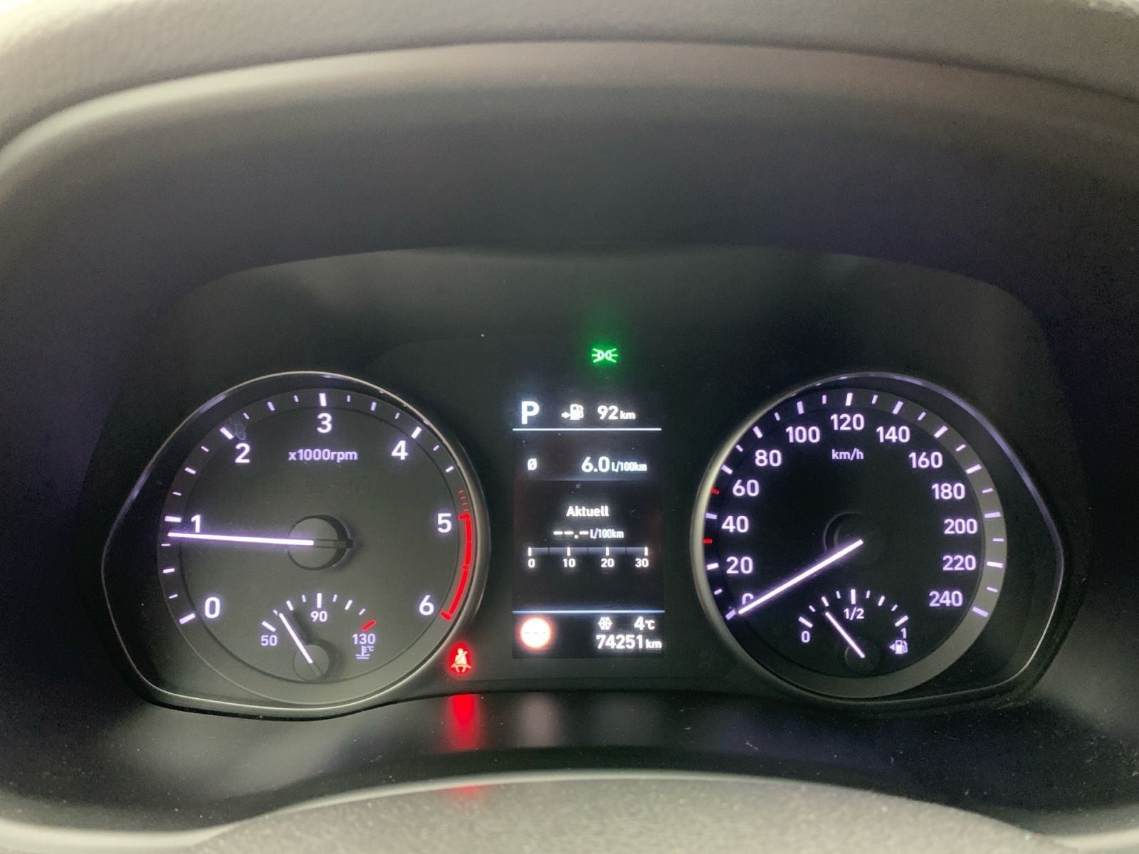 Fahrzeugabbildung Hyundai i30 Kombi 1.6 CRDi 7-DCT Style Navi 1Hd