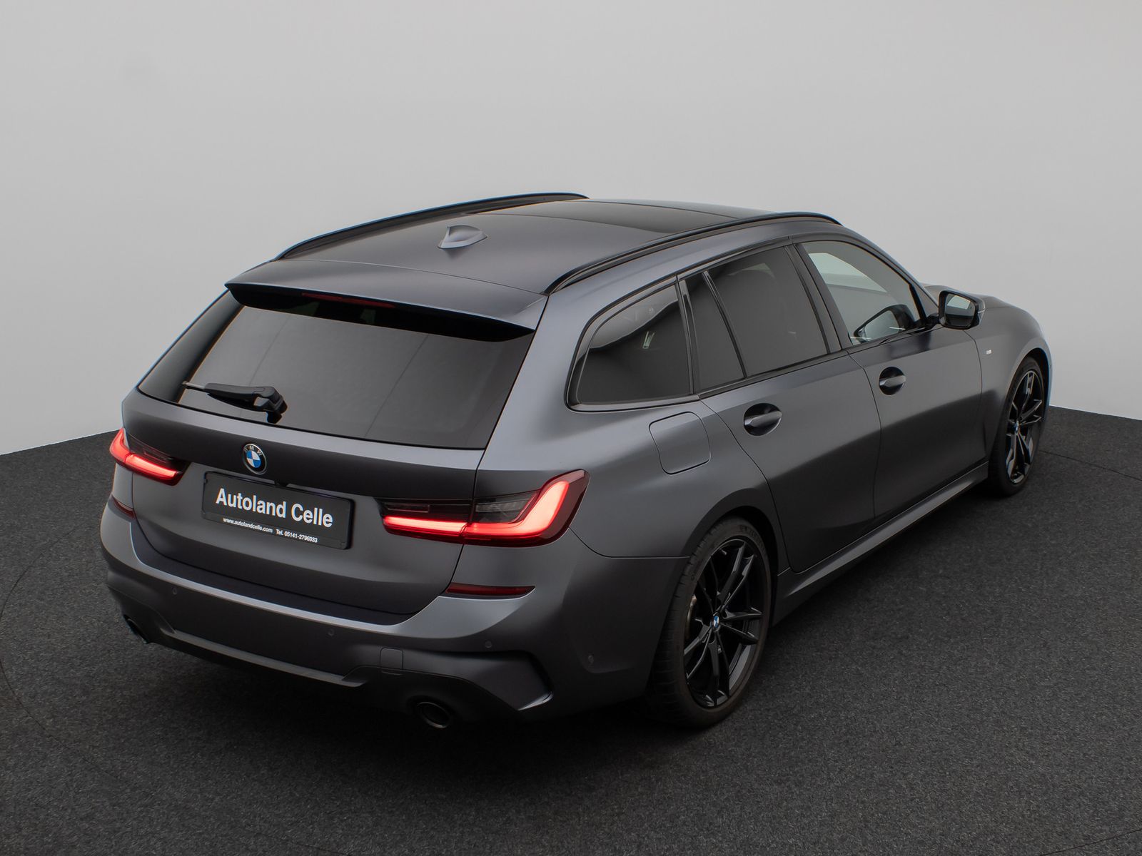 Fahrzeugabbildung BMW 320d M Sport Panorama Laser Kamera DAB HiFi 19"