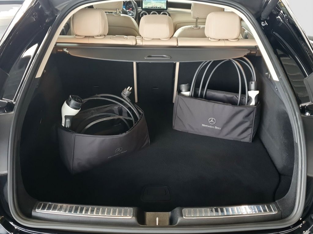 Fahrzeugabbildung Mercedes-Benz GLC 300 e 4MATIC Coupé Night*HUD*Leder*PDC*360°