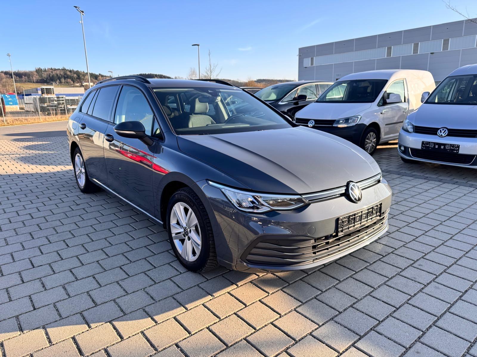 Volkswagen Golf VIII Variant Life AUTOMATIK/VIRTUAL-DISPLAY