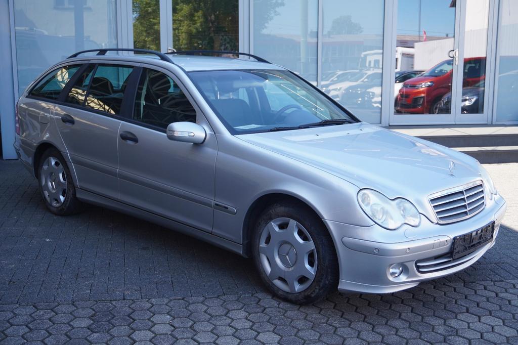 Mercedes-Benz C 240