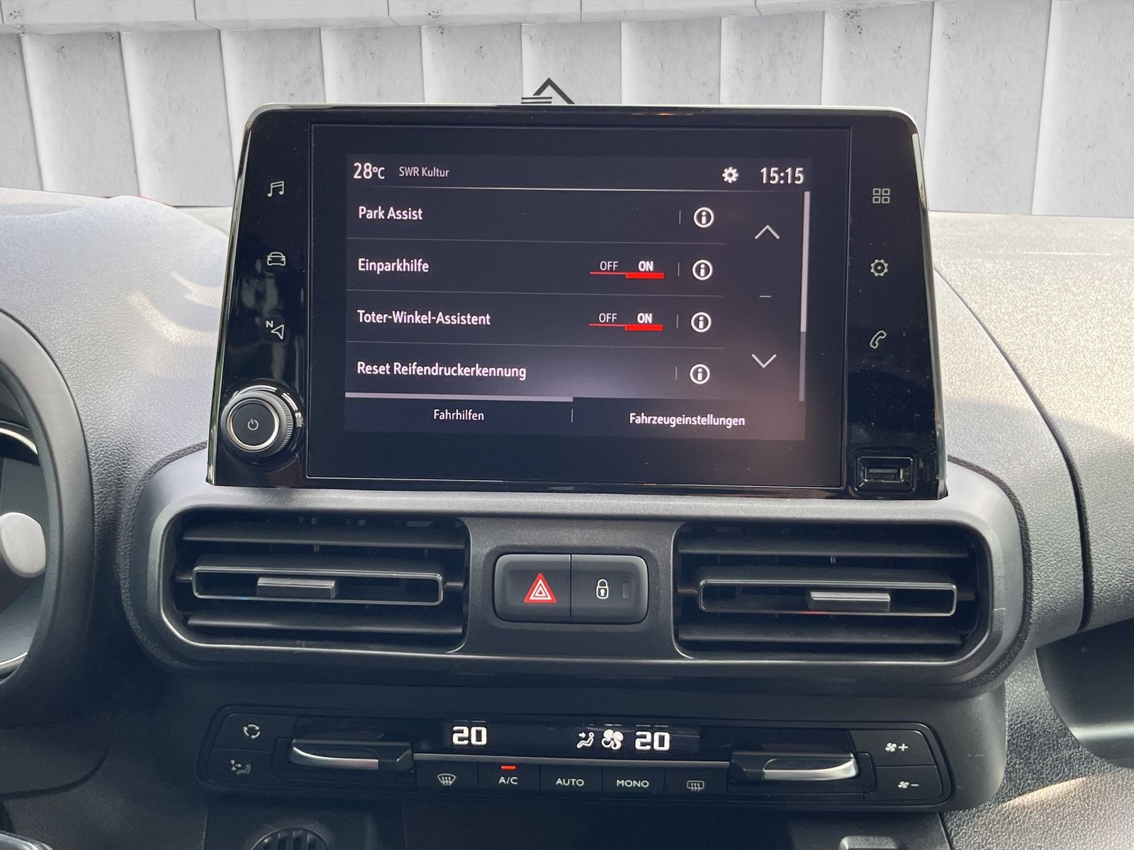 Fahrzeugabbildung Opel Combo Life - e Ultimate
