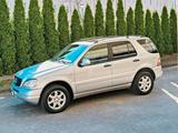 Mercedes-Benz ML 430 -Clean Title, nur 46000meilen - Mercedes-Benz Geländewagen aus dem Jahr 2000