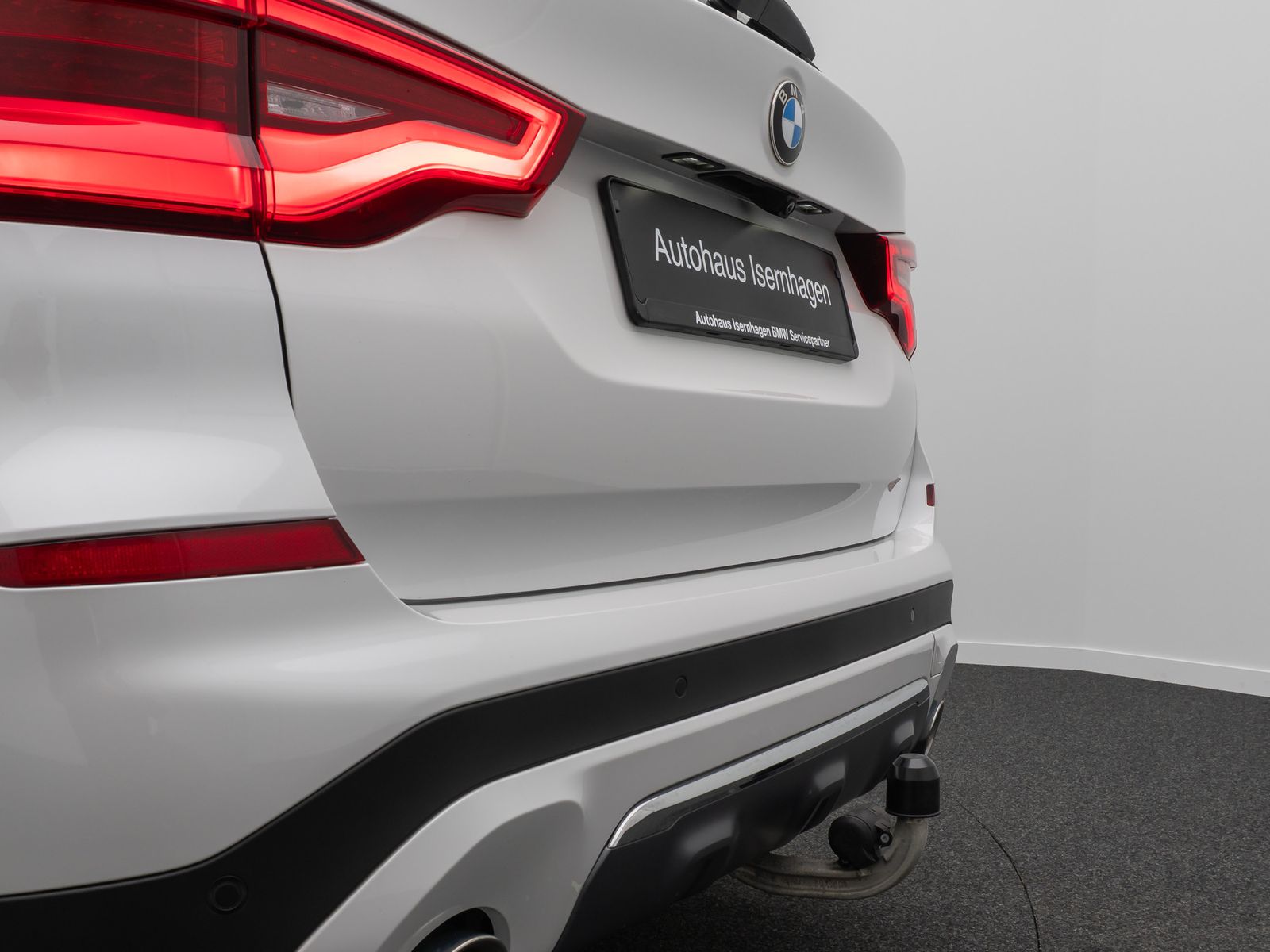 Fahrzeugabbildung BMW X3 xD20d Luxury Line DisplKey DAB Kamera AHK 18"
