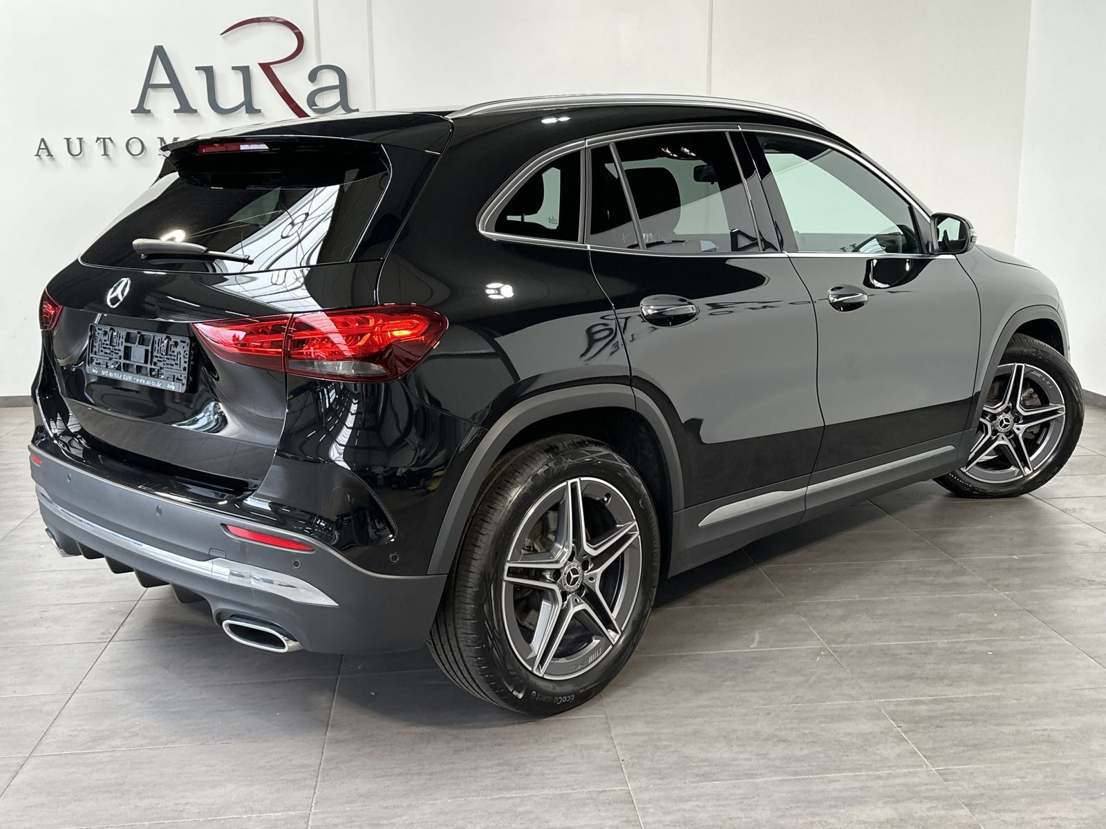 Fahrzeugabbildung Mercedes-Benz GLA 220d 4Matic AMG-Line NAV+CARPLAY+KEYLESS+SHZ