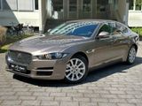 Jaguar XE Prestige*KAMERA*LEDER*NAVI*AUT* - Jaguar: Limousine