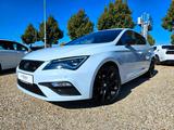 Seat Leon FR / Beats / LED / SHZ / Navi / Tempomat - : Alcantara, Sportfahrwerk
