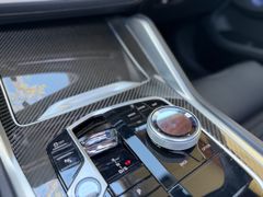 BMW X6 M60i/B&W/M-Paket Pro/Sky-Lounge/S-Belüftung BMW X6 M60i/B&W/M-Paket Pro/Sky-Lounge/S-Belüftung